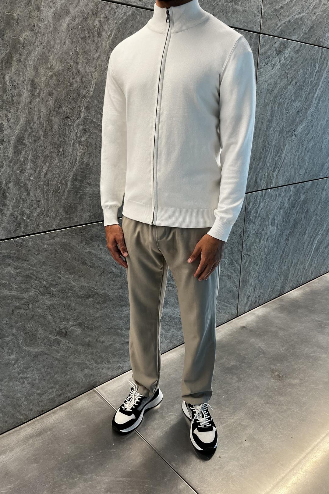 Luma Full Zip Sweater - White